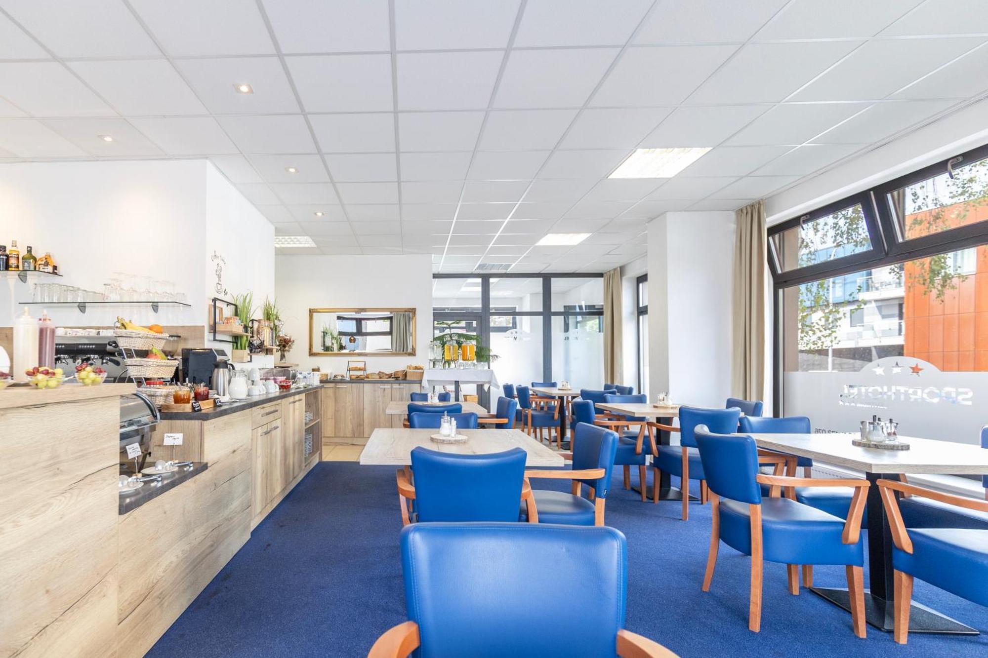 Sport Hotel Centrum Valašské Meziříčí エクステリア 写真