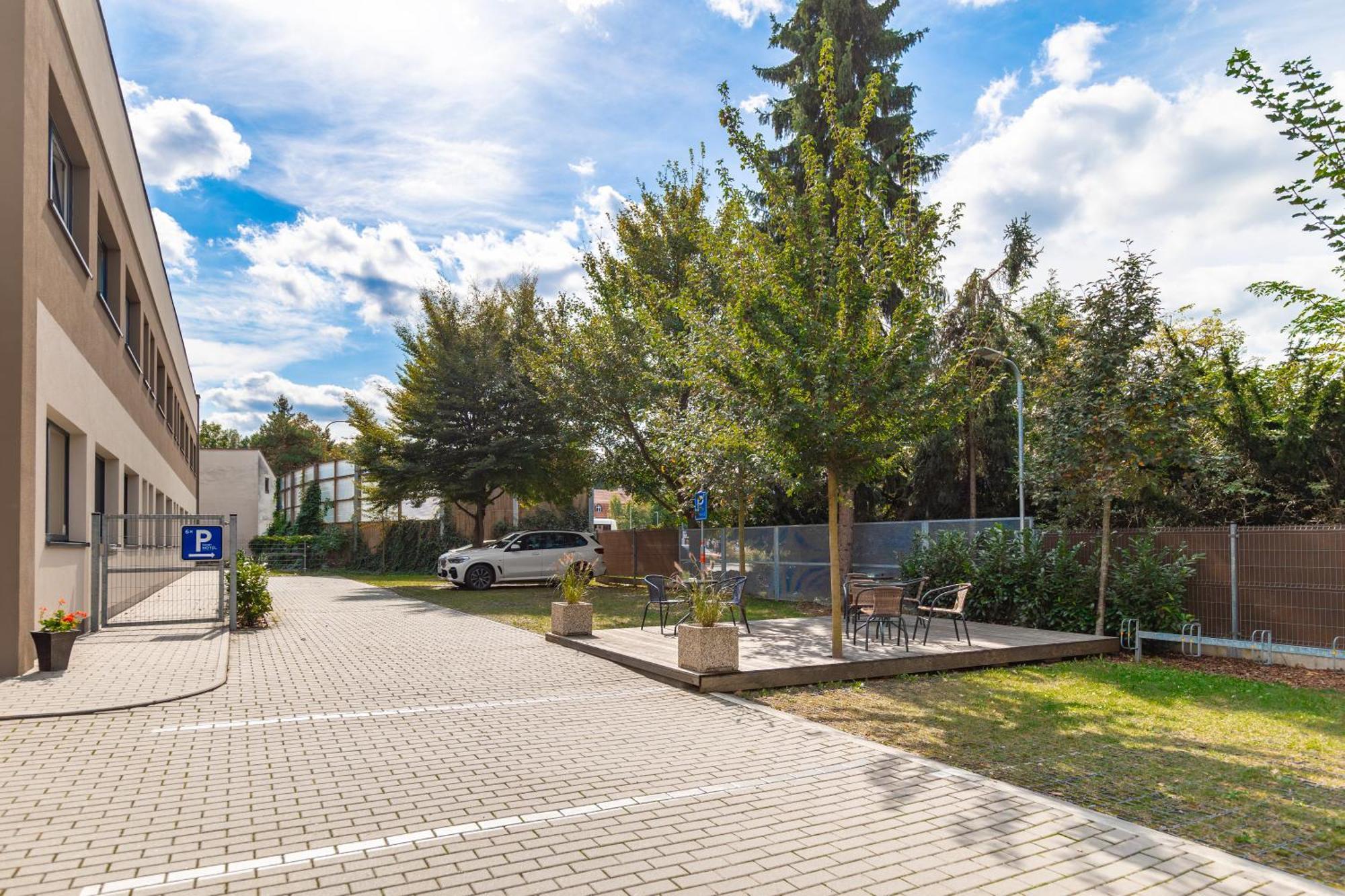 Sport Hotel Centrum Valašské Meziříčí エクステリア 写真